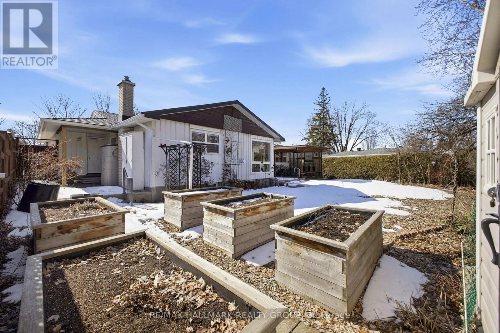 59 Ashgrove Crescent, Ottawa, Ontario  K2G 0S8 - Photo 34 - X12933830