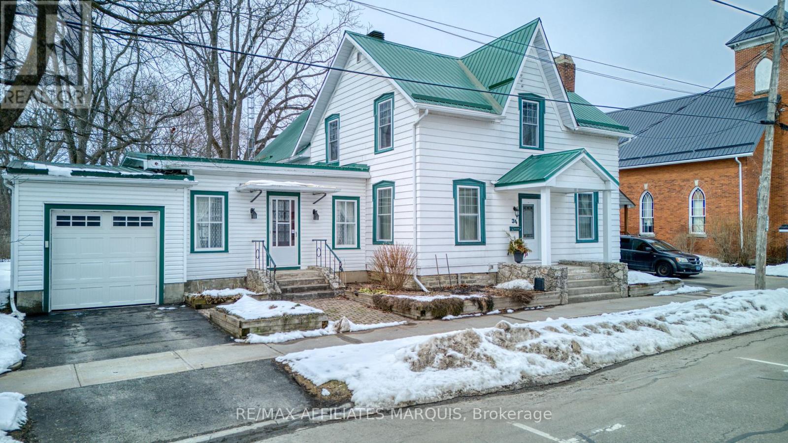 34 Church Street, Westport, Ontario  K0G 1X0 - Photo 2 - X12933850