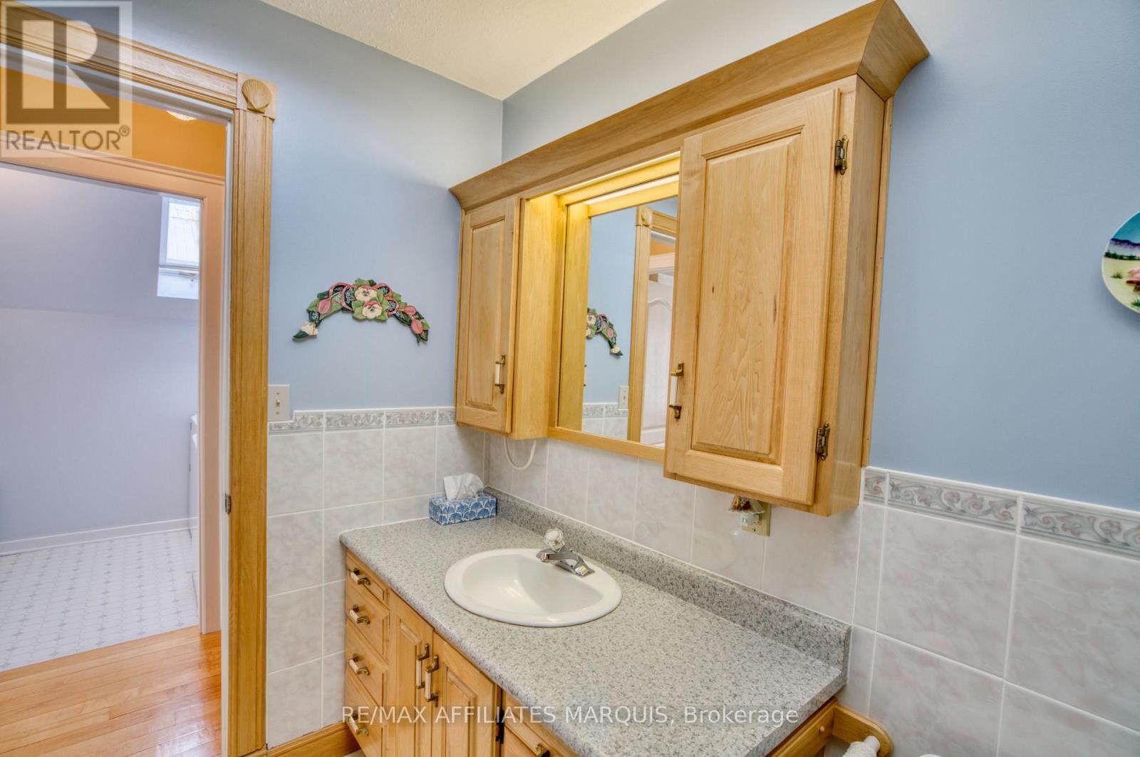 34 Church Street, Westport, Ontario  K0G 1X0 - Photo 22 - X12933850