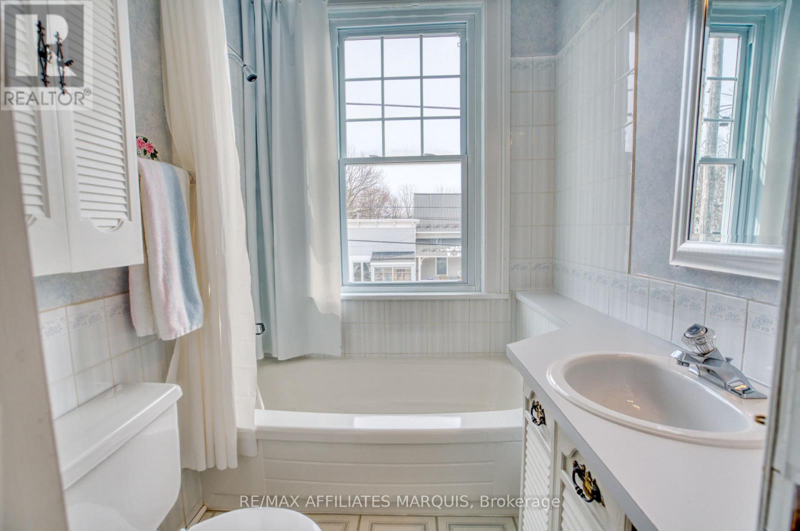 34 Church Street, Westport, Ontario  K0G 1X0 - Photo 26 - X12933850