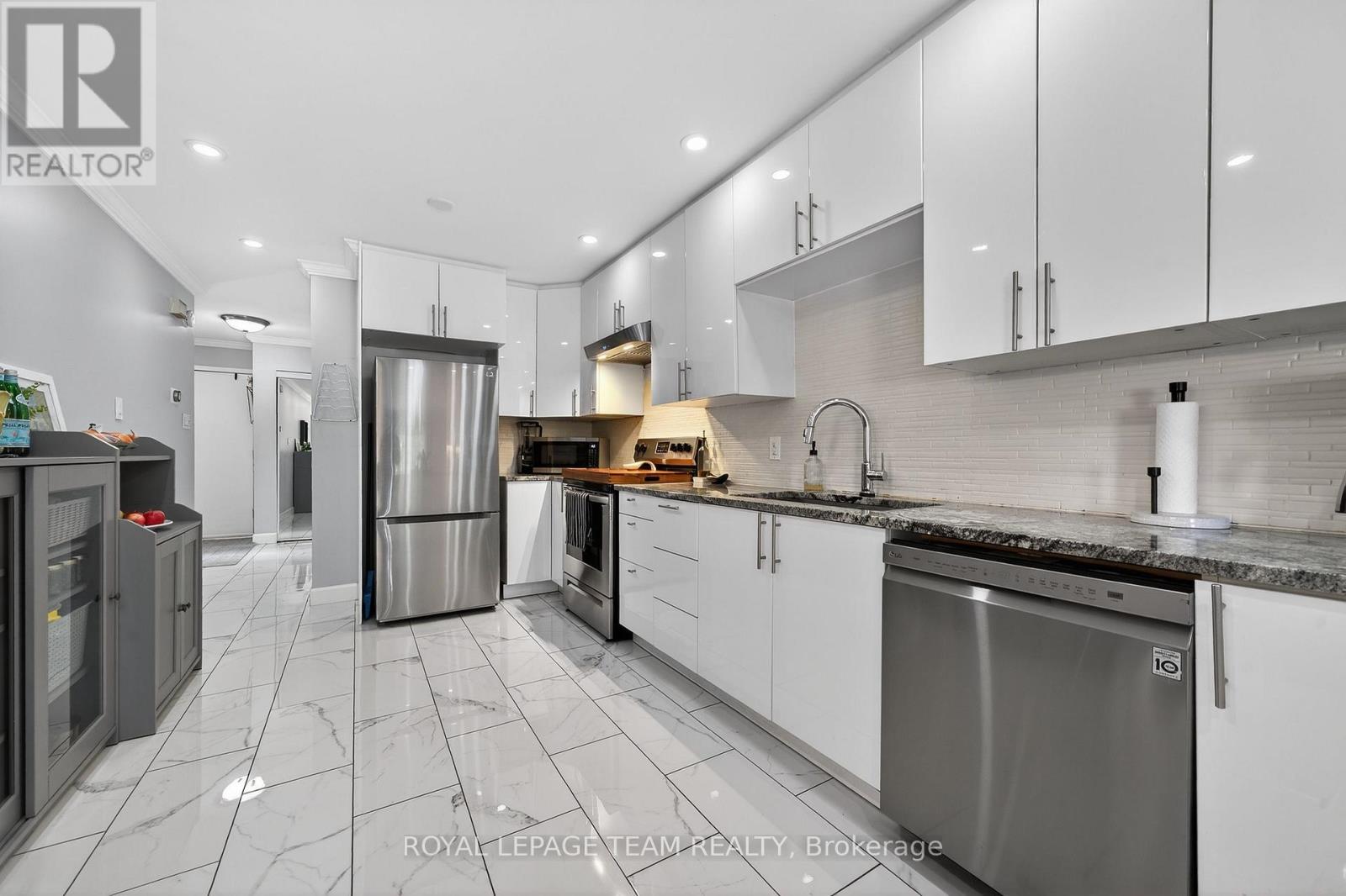 141 Acklam Terrace, Ottawa, Ontario  K2K 2J4 - Photo 13 - X12933862