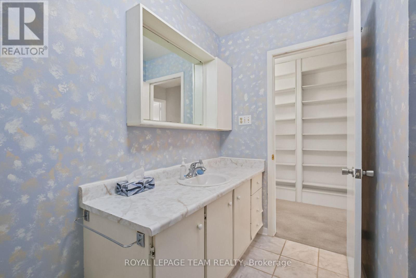 87 - 386 Kintyre Private, Ottawa, Ontario  K2C 3M6 - Photo 18 - X12933864