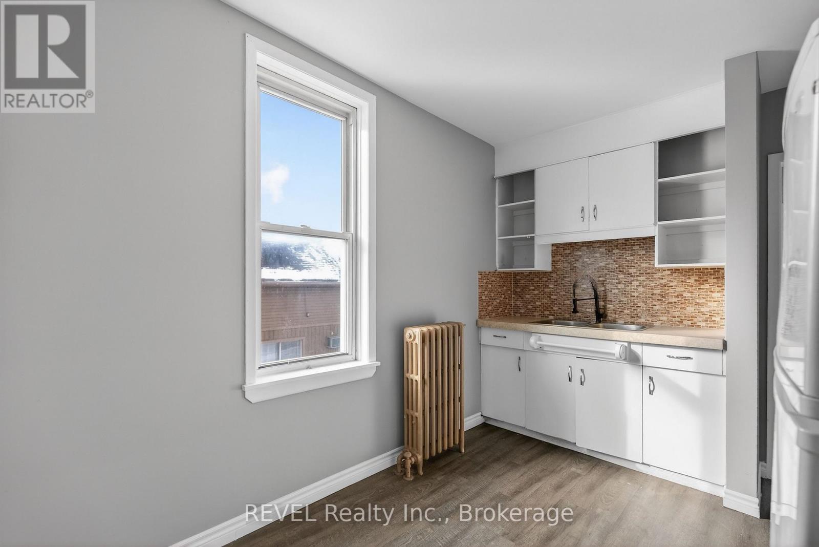 229 Main Street W, Port Colborne, Ontario  L3K 3V7 - Photo 18 - X12933800