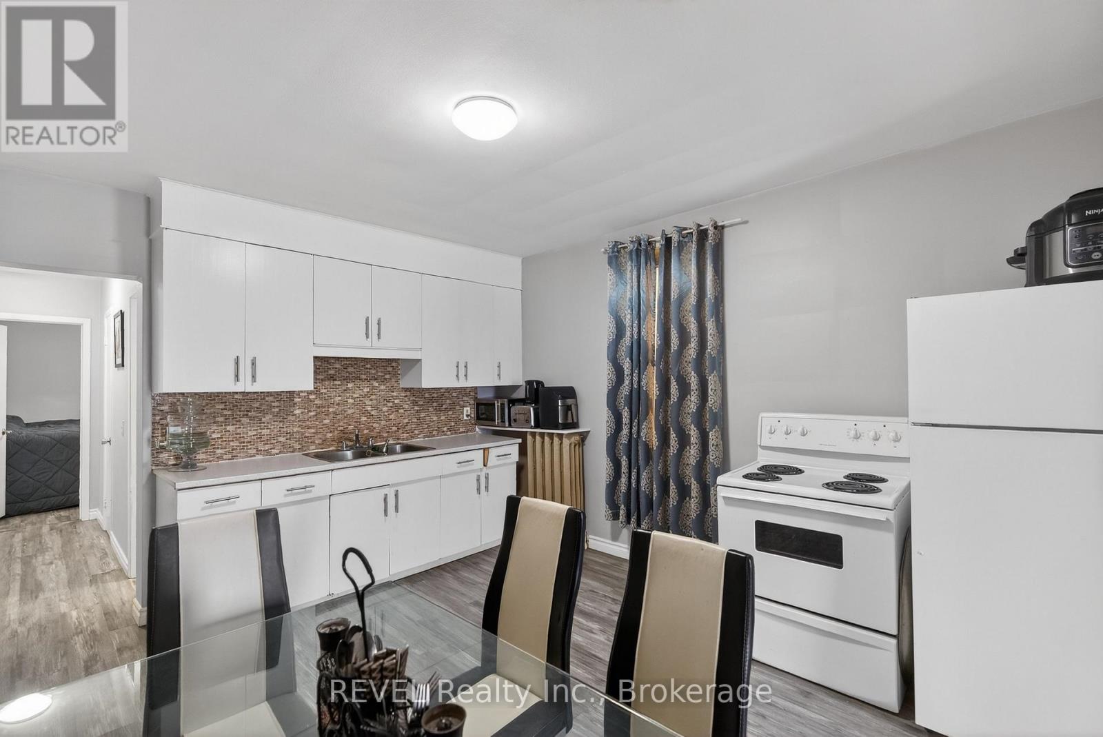 229 Main Street W, Port Colborne, Ontario  L3K 3V7 - Photo 28 - X12933800