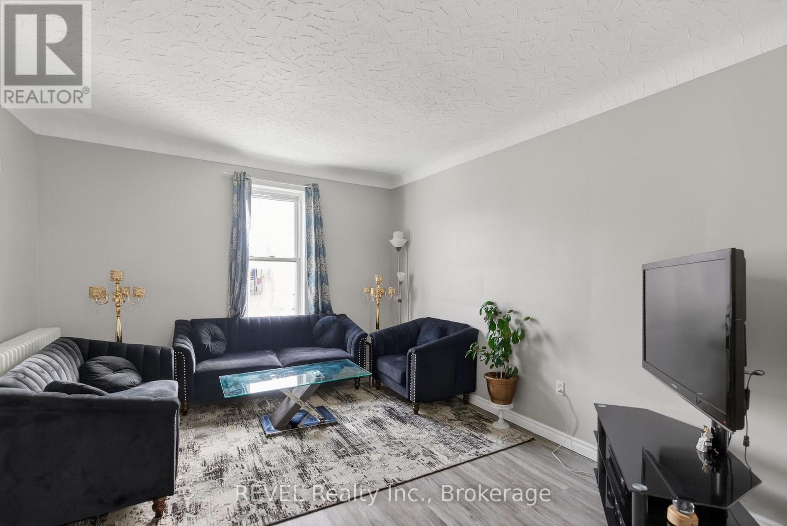 229 Main Street W, Port Colborne, Ontario  L3K 3V7 - Photo 30 - X12933800