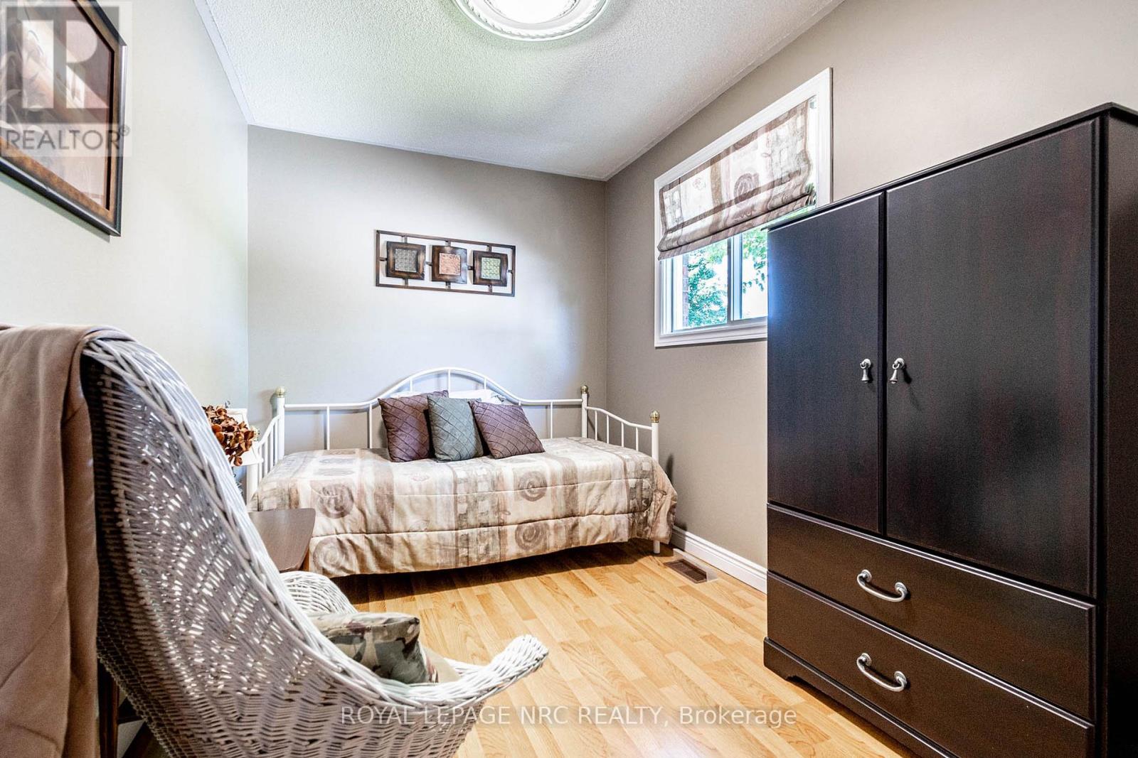 31 Rollins Drive, Welland, Ontario  L3C 6Z8 - Photo 25 - X12933808