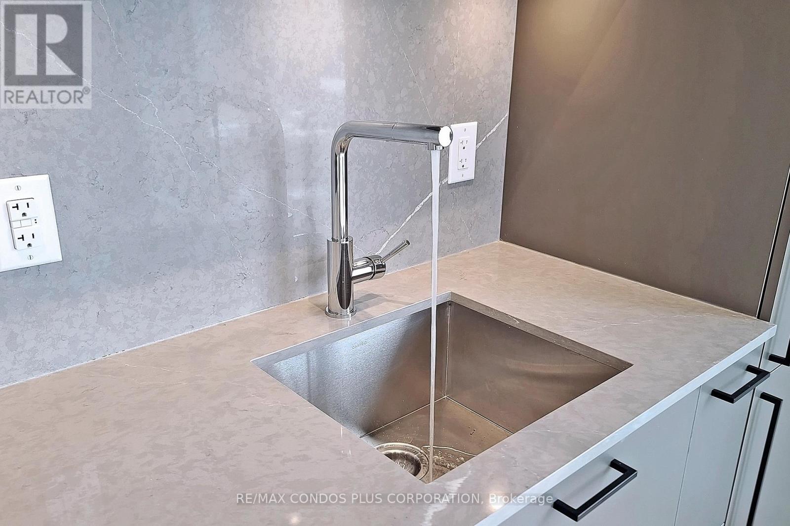 1910 - 135 East Liberty Street, Toronto (Niagara), Ontario  M6K 0G7 - Photo 15 - C12933826