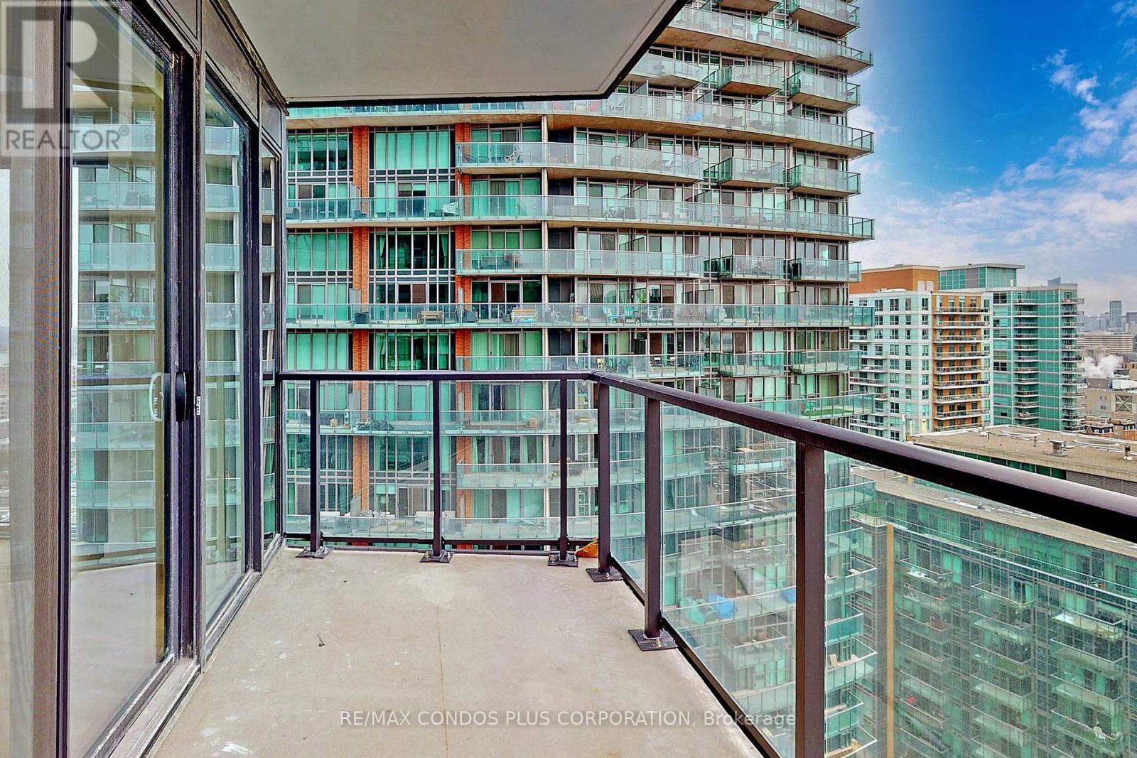 1910 - 135 East Liberty Street, Toronto (Niagara), Ontario  M6K 0G7 - Photo 32 - C12933826