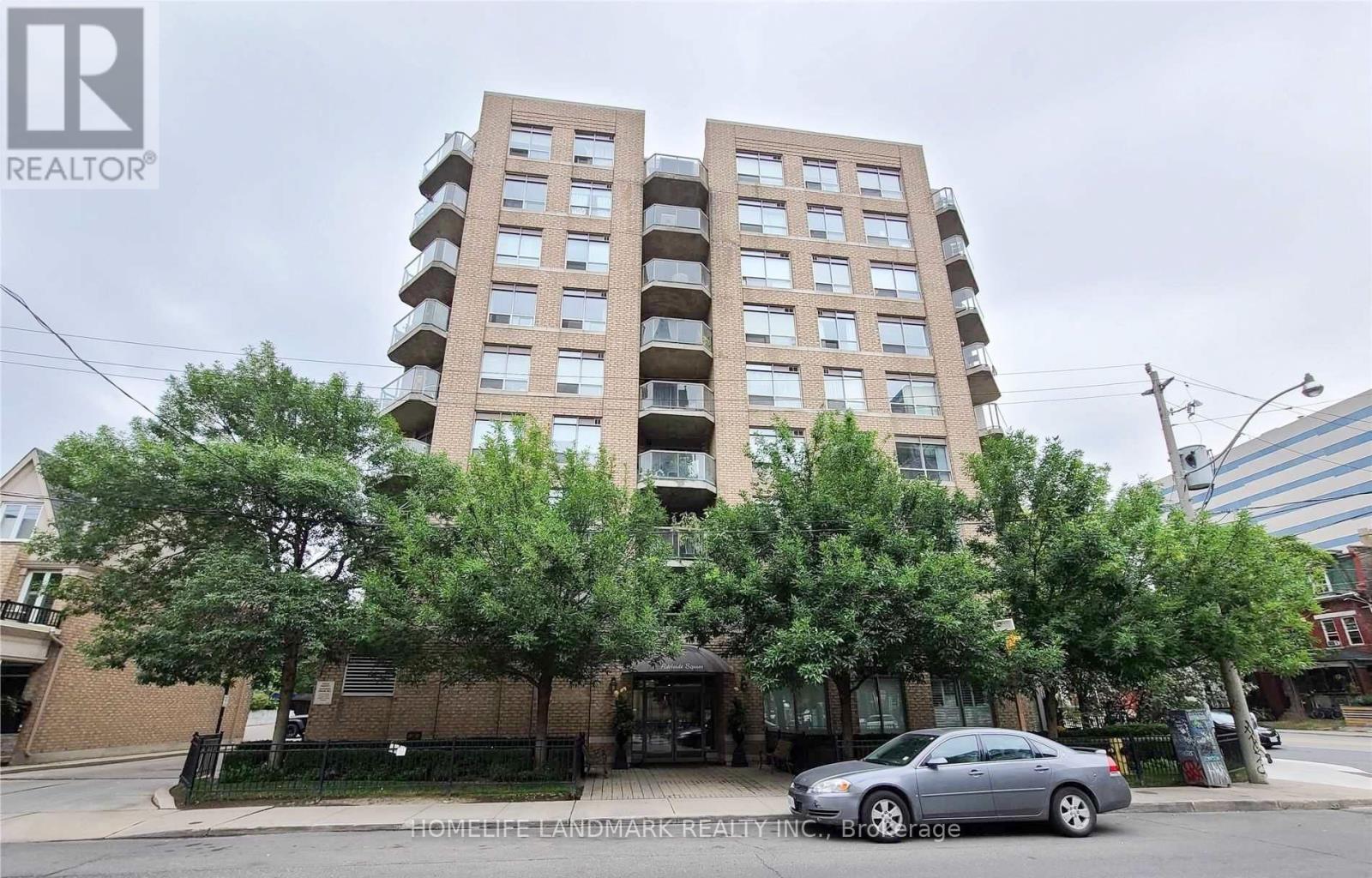 #206 - 140 Bathurst Street, Toronto, Ontario  M5V 3N8 - Photo 2 - C12933842