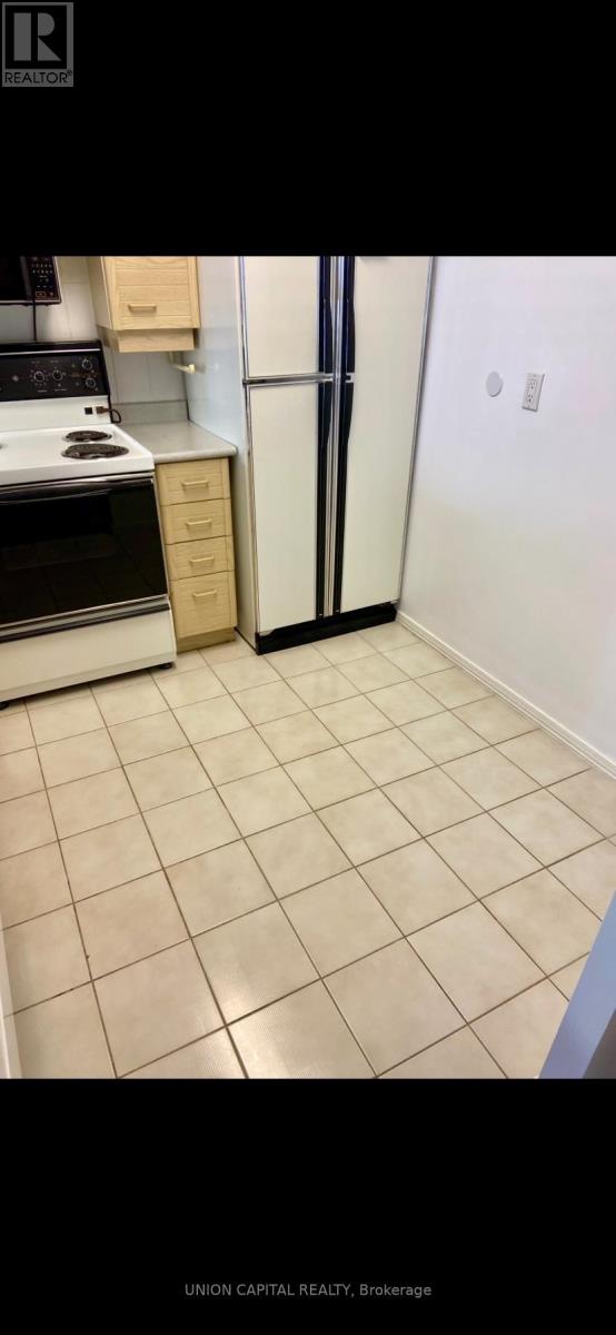 1116 - 30 Greenfield Avenue, Toronto, Ontario  M2N 6N3 - Photo 12 - C12933858