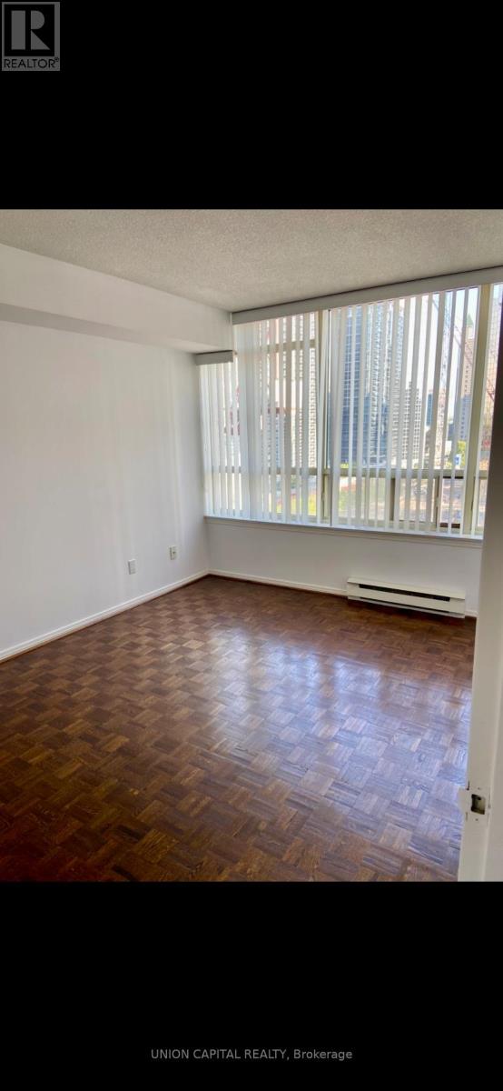 1116 - 30 Greenfield Avenue, Toronto, Ontario  M2N 6N3 - Photo 17 - C12933858