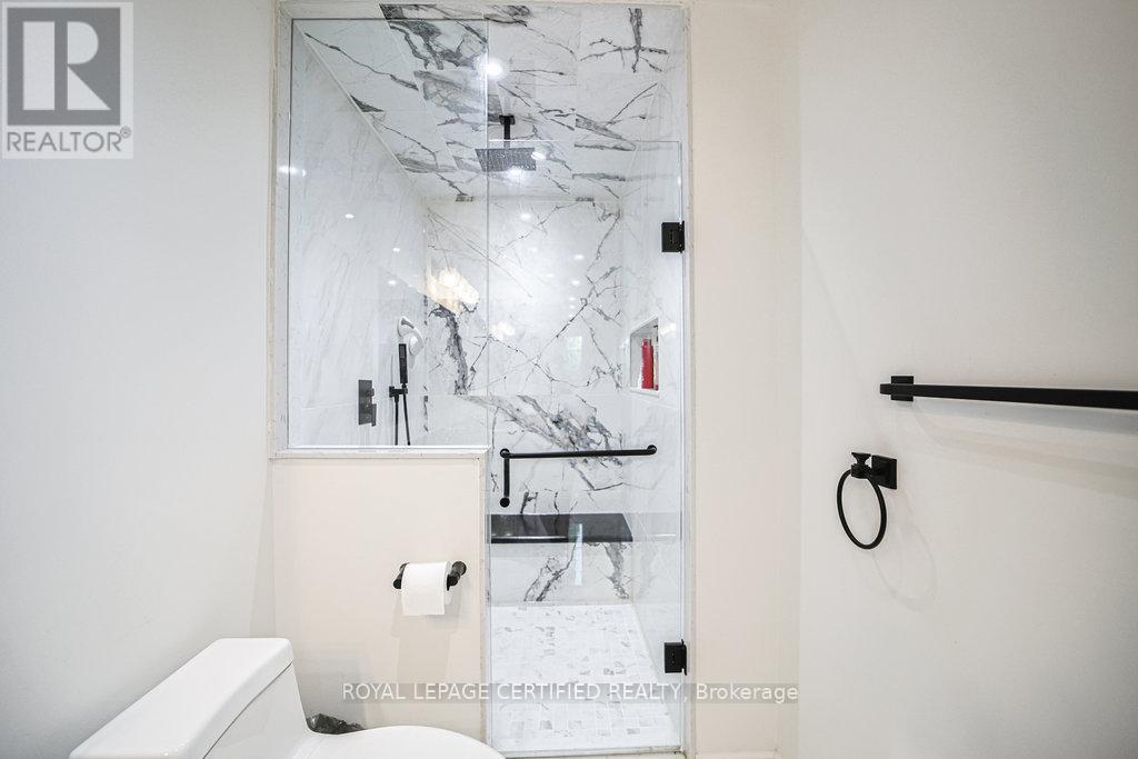 1109 Petunia Place, Pickering, Ontario  L1V 4N5 - Photo 23 - E12933780