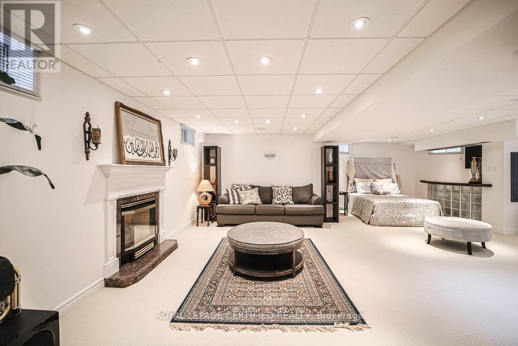 1109 Petunia Place, Pickering, Ontario  L1V 4N5 - Photo 36 - E12933780