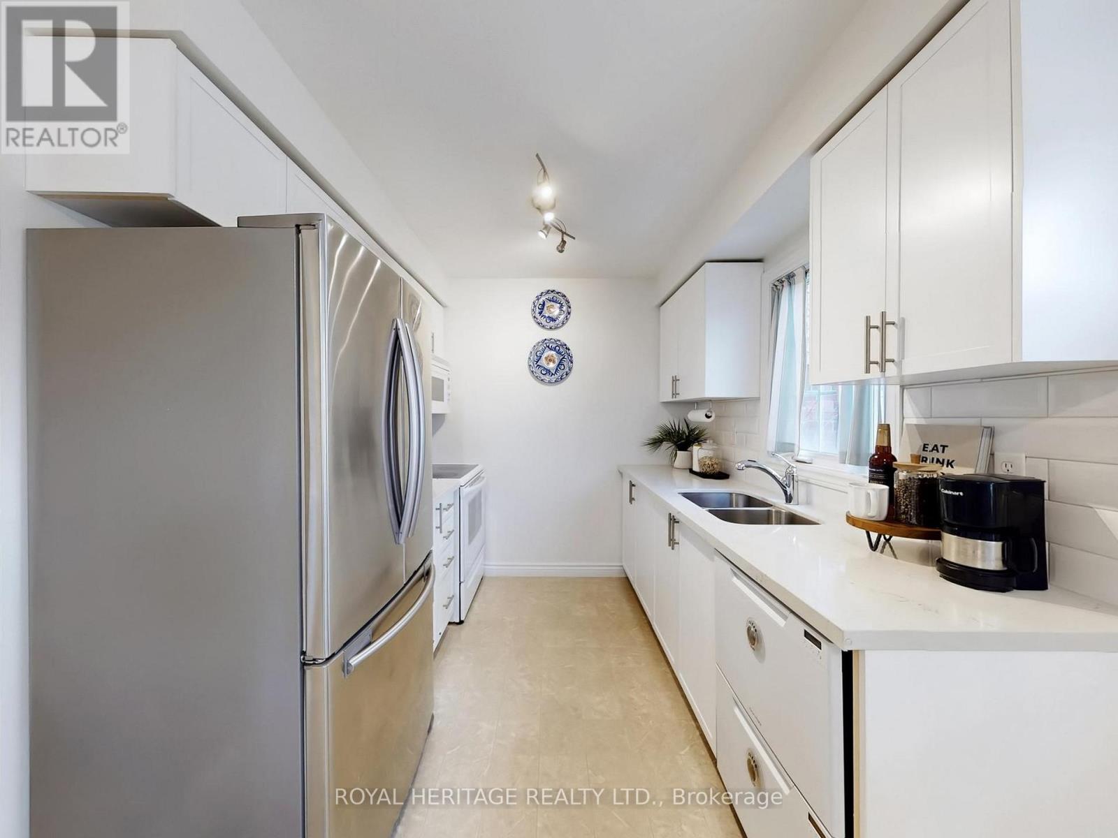 39 - 10 Bassett Boulevard, Whitby, Ontario  L1N 9C4 - Photo 10 - E12933794