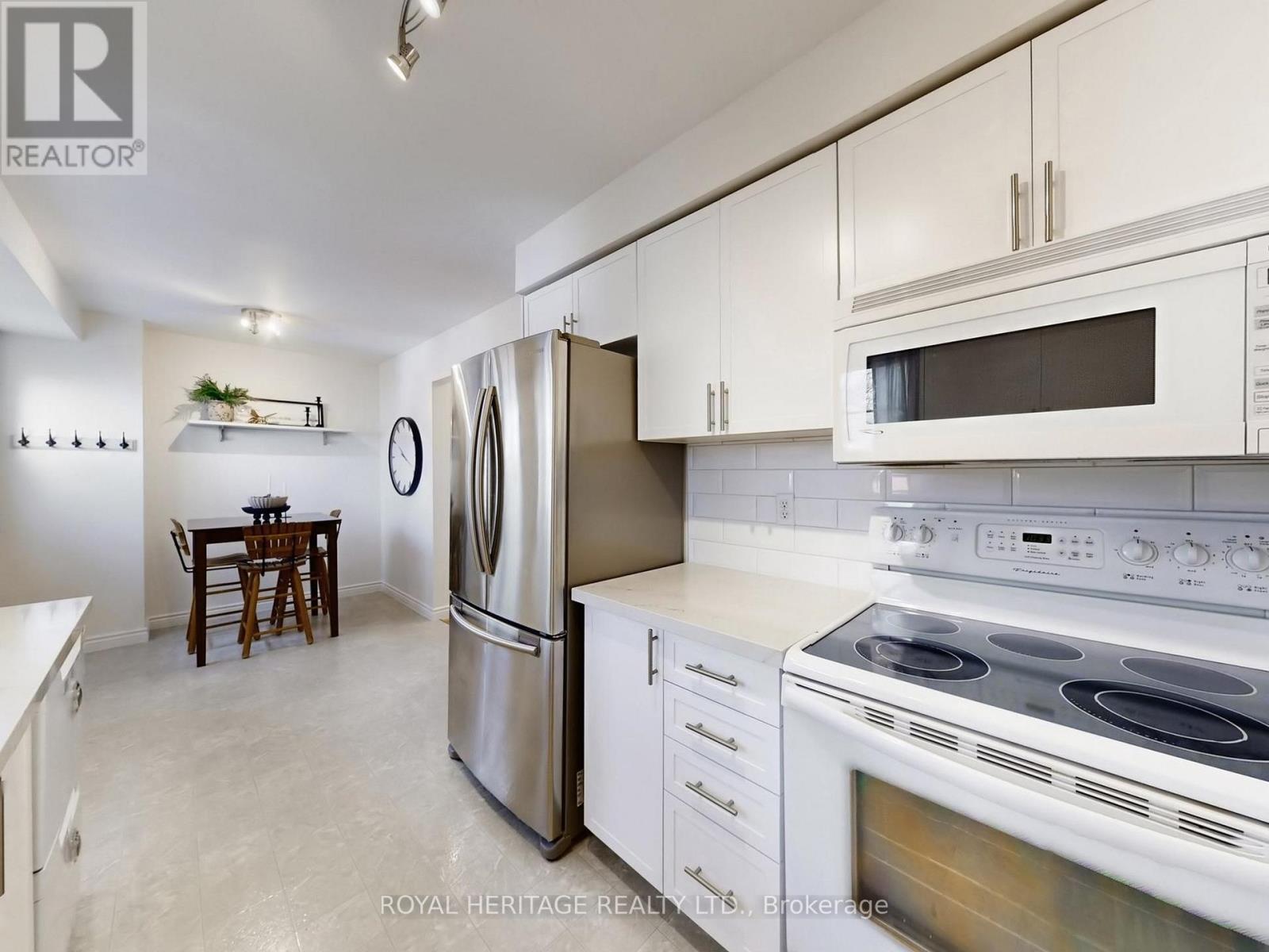 39 - 10 Bassett Boulevard, Whitby, Ontario  L1N 9C4 - Photo 11 - E12933794