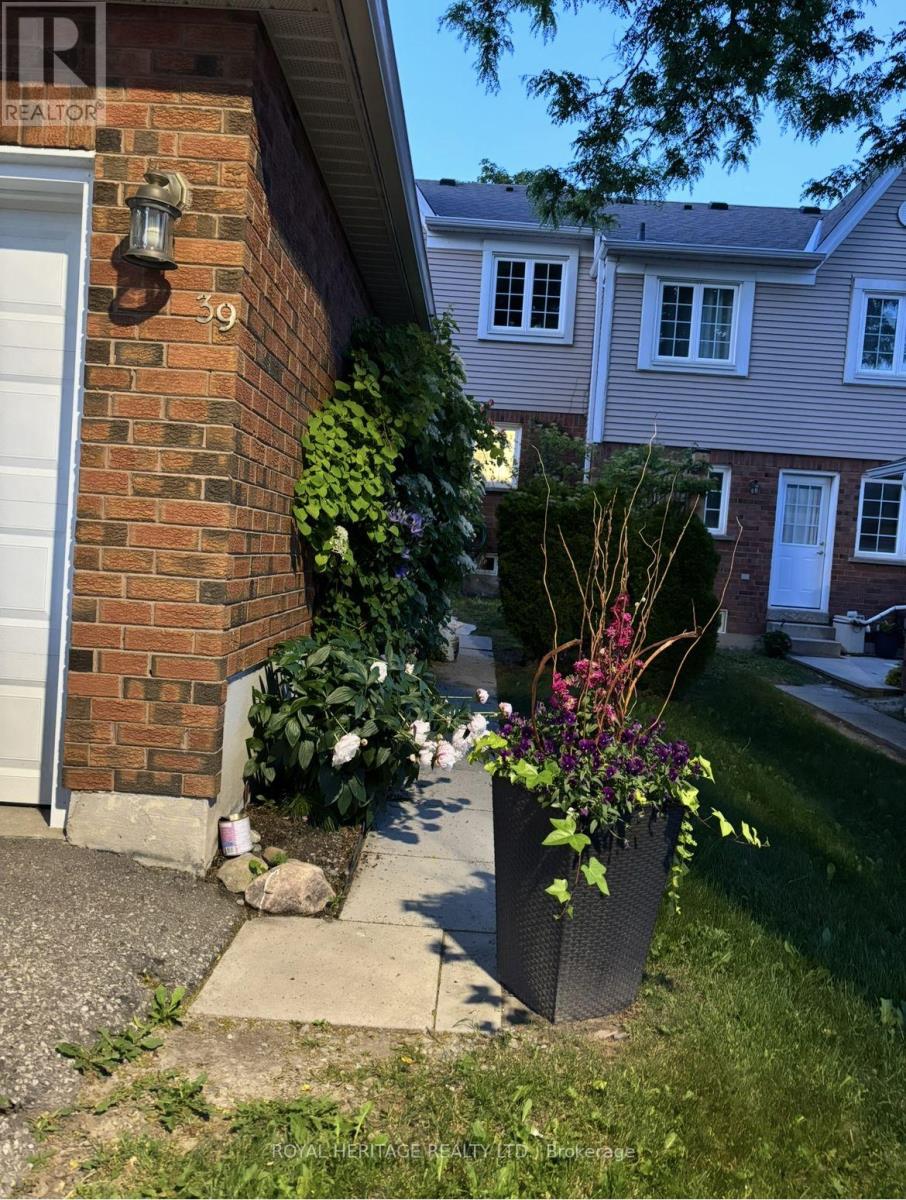 39 - 10 Bassett Boulevard, Whitby, Ontario  L1N 9C4 - Photo 45 - E12933794