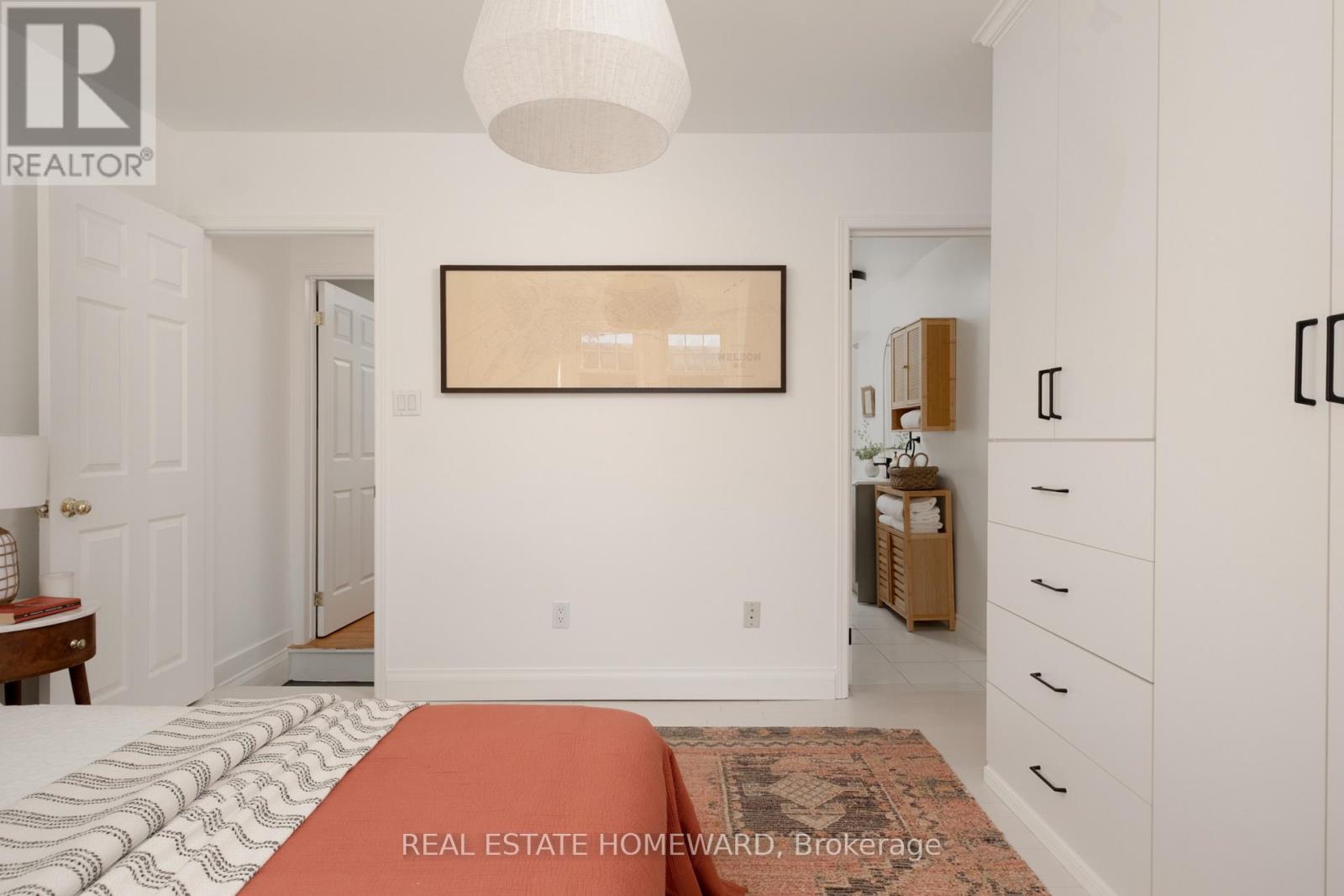 52 Balfour Avenue, Toronto, Ontario  M4C 1T6 - Photo 19 - E12933856