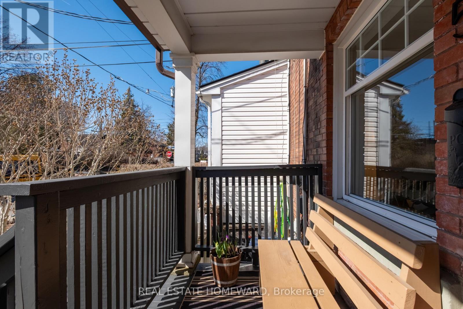 52 Balfour Avenue, Toronto, Ontario  M4C 1T6 - Photo 31 - E12933856