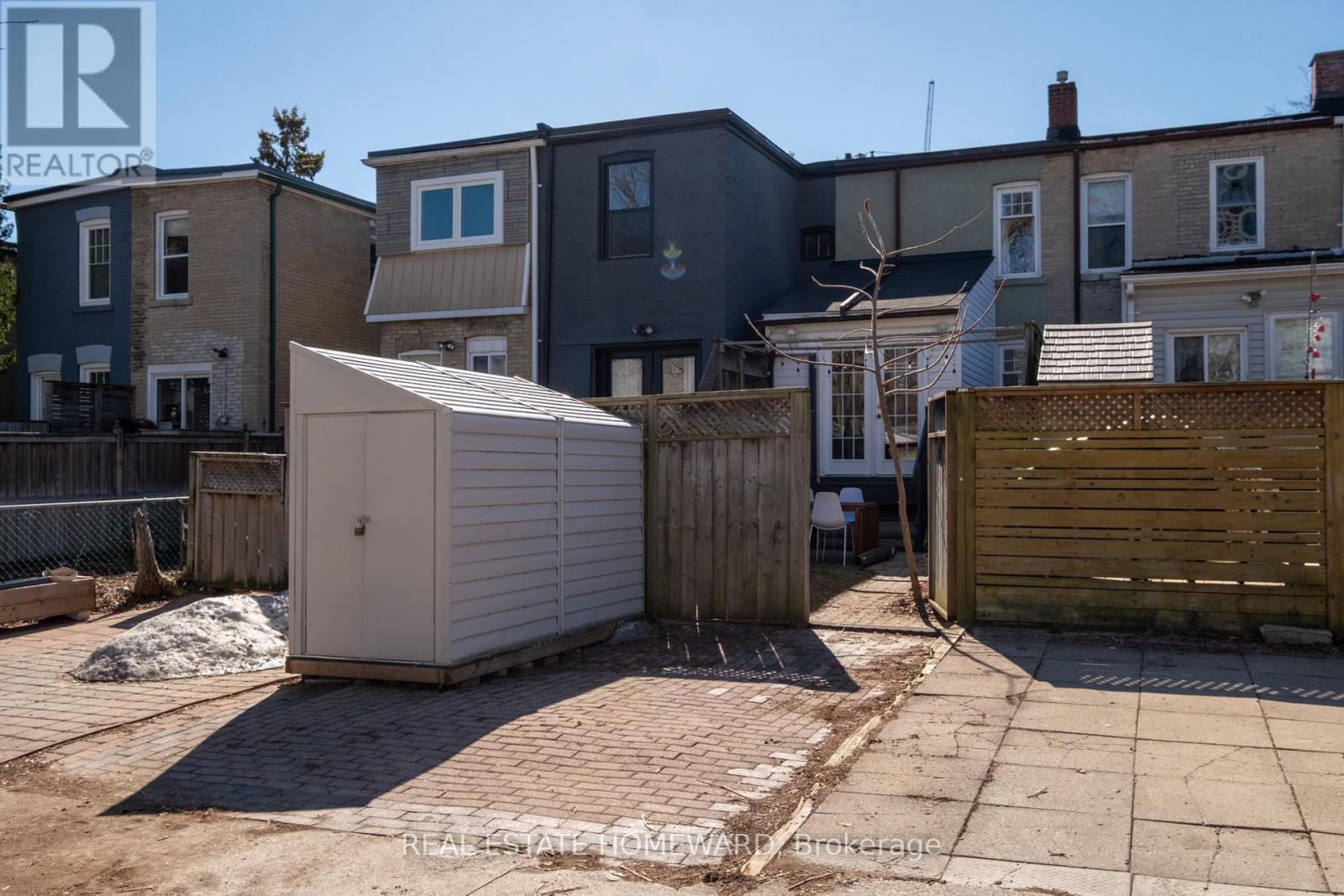 52 Balfour Avenue, Toronto, Ontario  M4C 1T6 - Photo 36 - E12933856