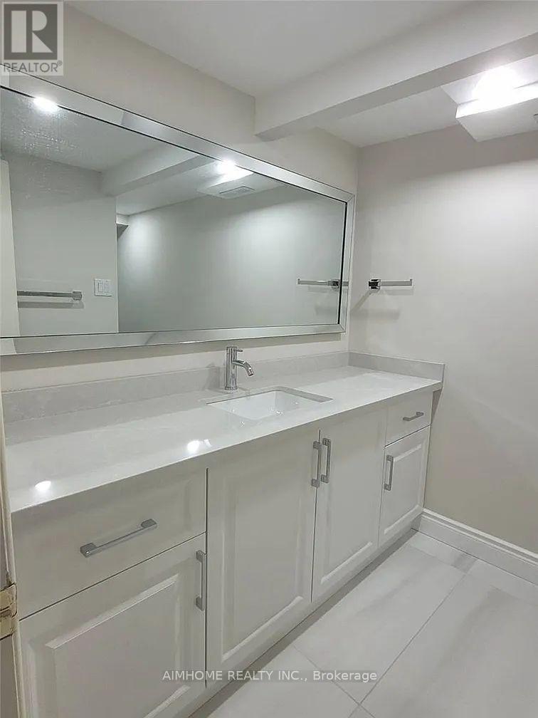 (Lower) - 39 Candlebrook Crescent, Toronto, Ontario  M1W 4B3 - Photo 2 - E12933866