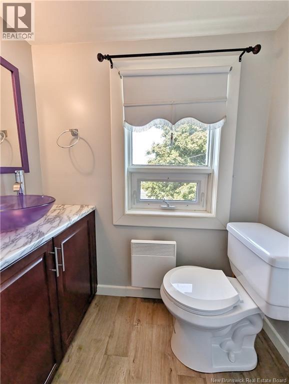 294 Bd St Pierre E, Caraquet, New Brunswick  E1W 1B5 - Photo 10 - NB136003