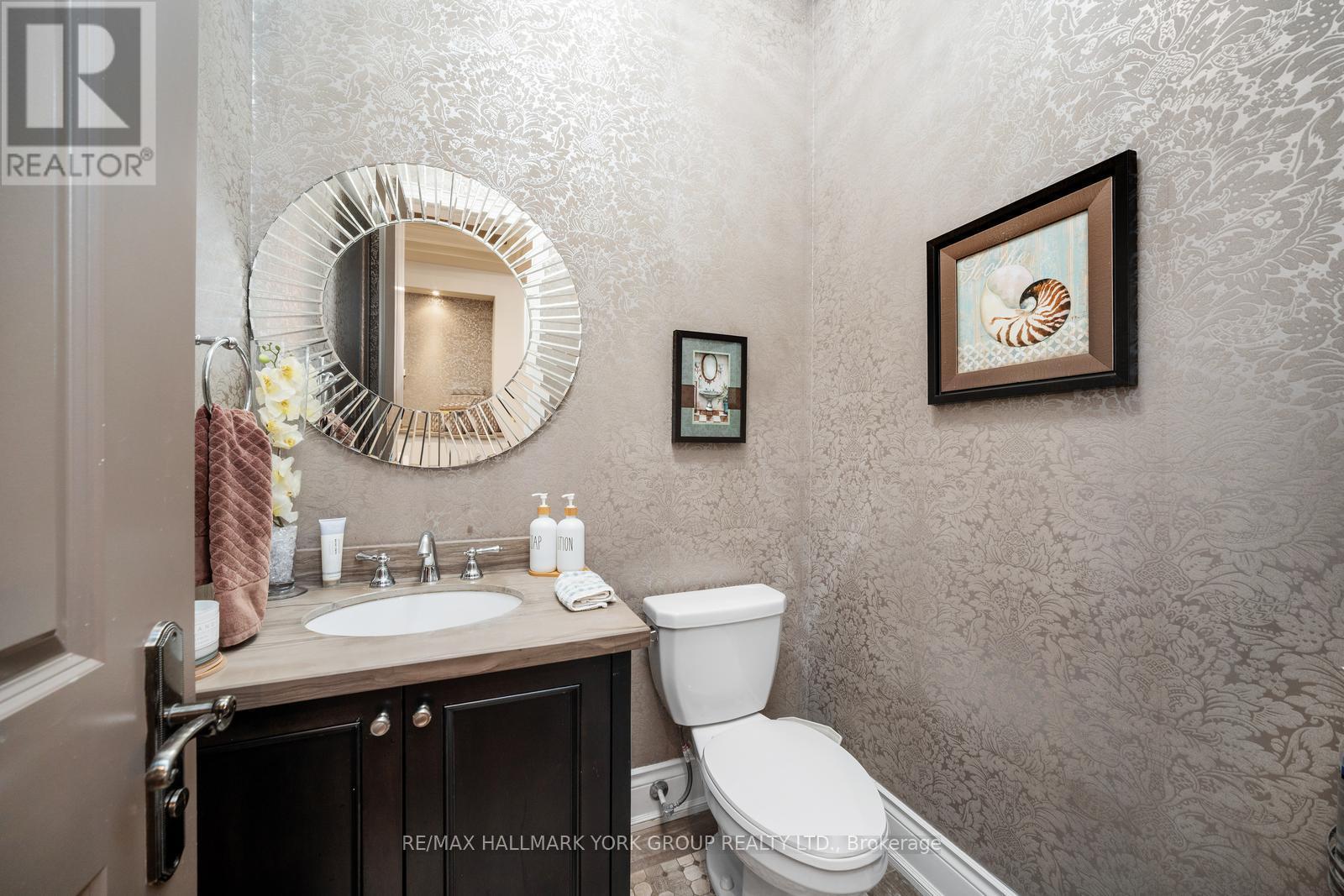 2 Tidnish Court, King, Ontario  L7B 0A1 - Photo 19 - N12933784