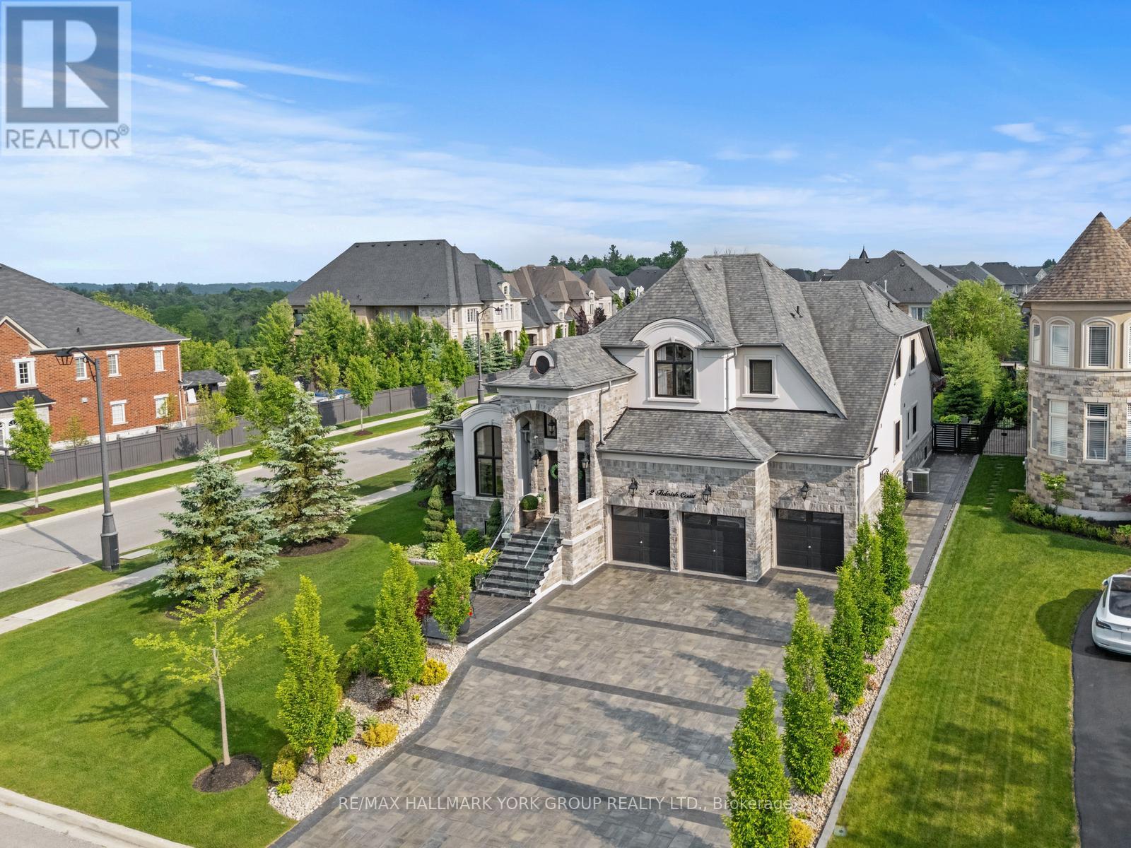 2 Tidnish Court, King, Ontario  L7B 0A1 - Photo 3 - N12933784