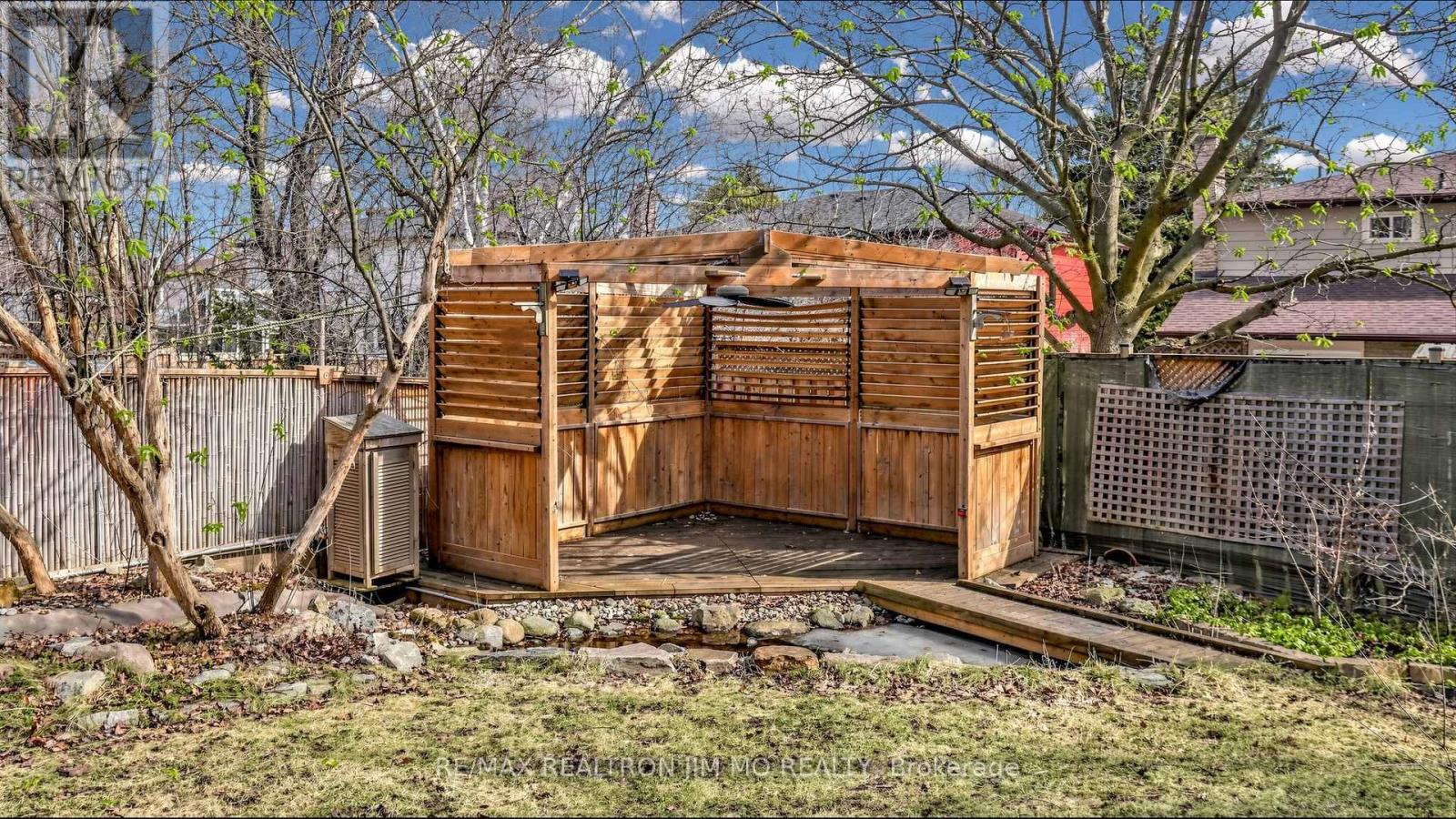 Main & Upper Floor - 29 Liebeck Crescent, Markham, Ontario  L3R 1Y4 - Photo 49 - N12933790