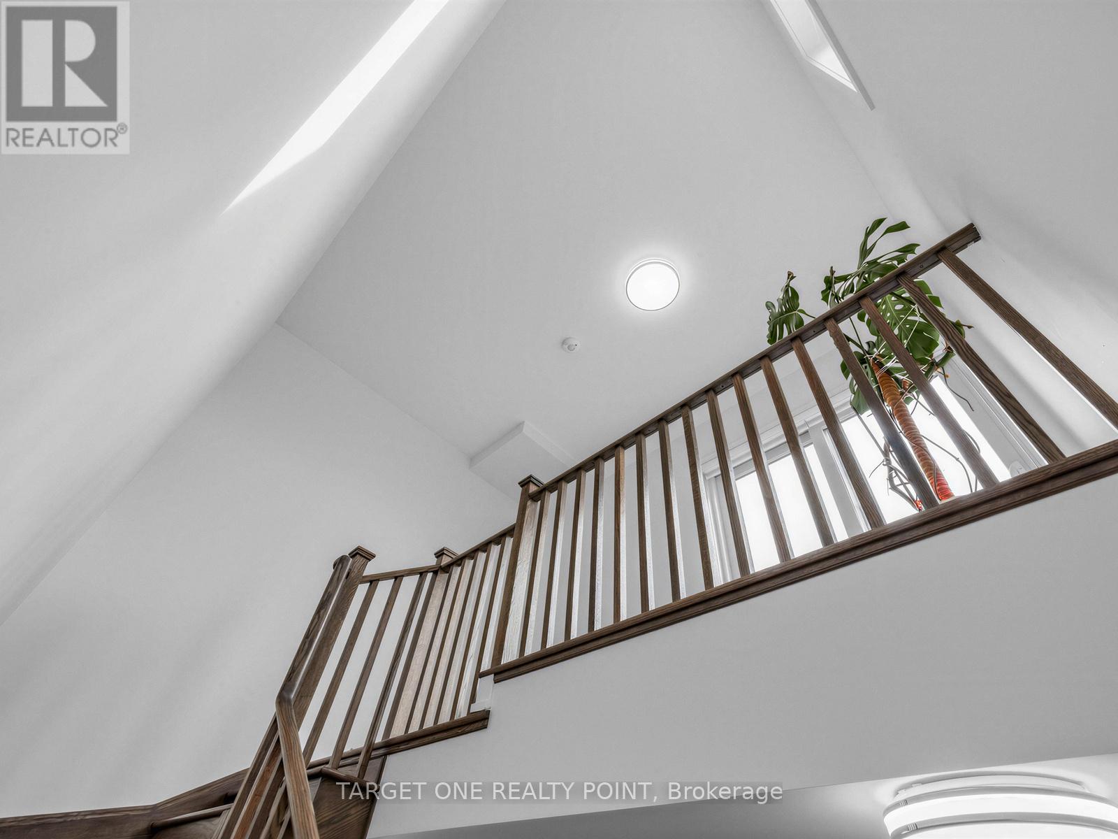 2 William Shearn Crescent, Markham, Ontario  L6C 3J3 - Photo 24 - N12933796