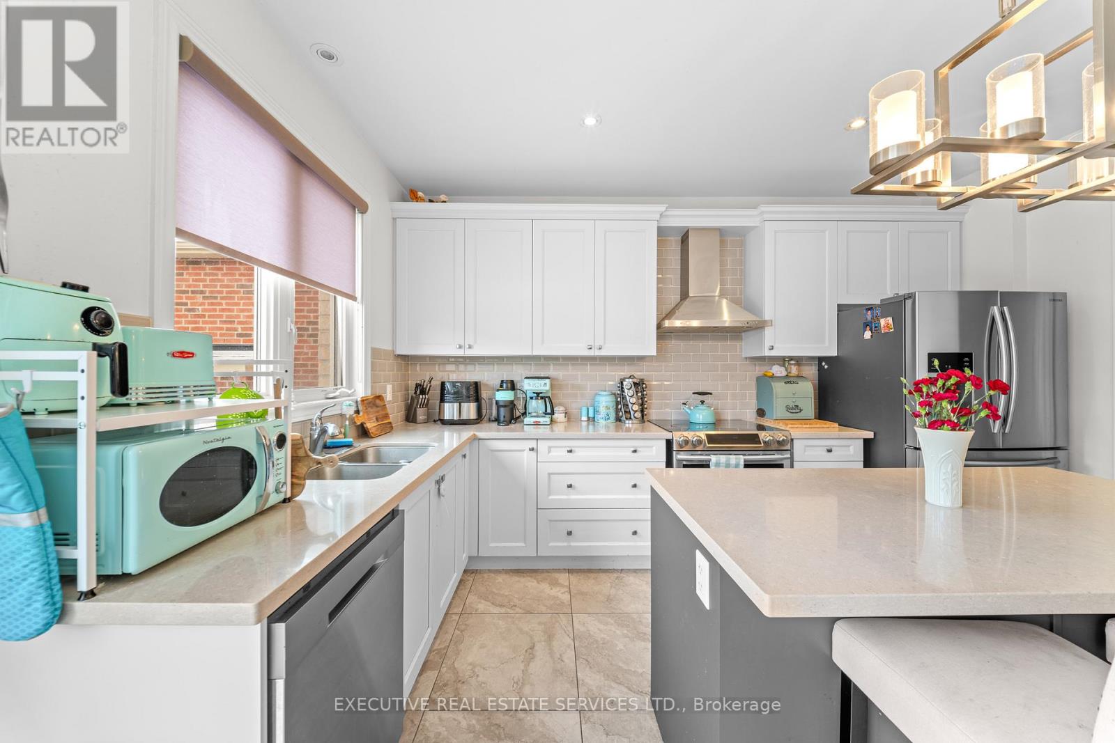 112 Turner Drive, New Tecumseth (Tottenham), Ontario  L0G 1W0 - Photo 12 - N12933838