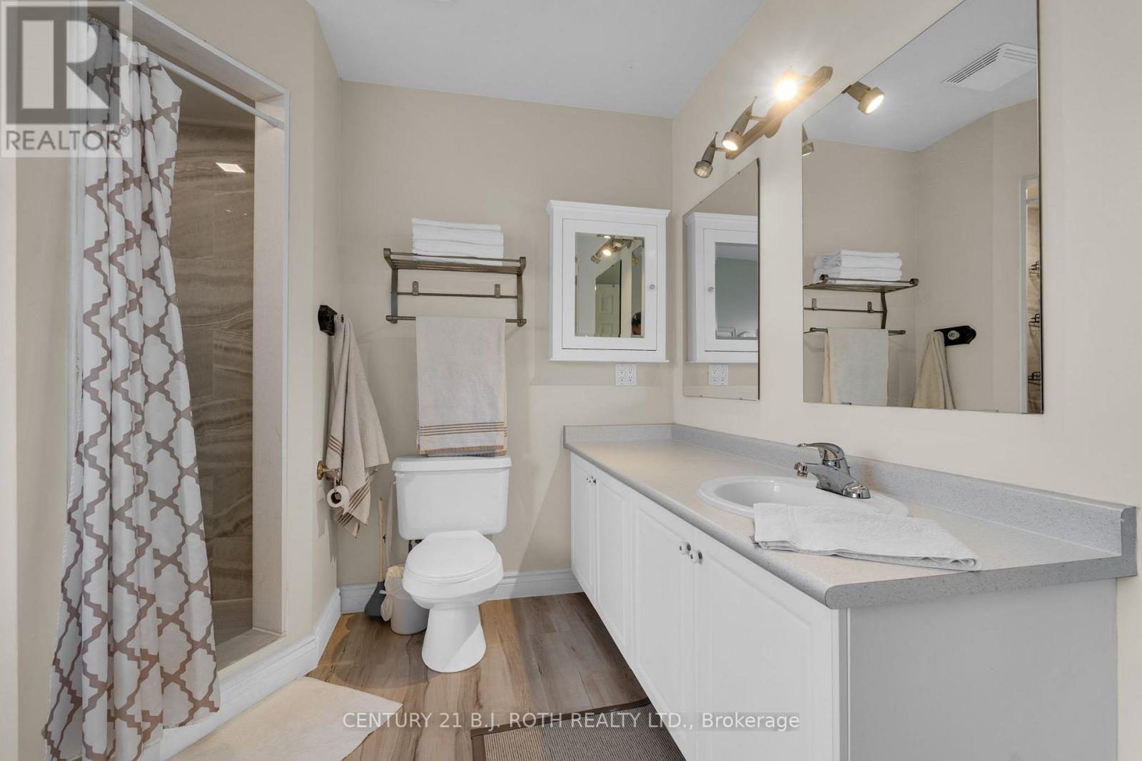 136 Loon Avenue, Barrie (Painswick South), Ontario  L4N 8X2 - Photo 28 - S12933828