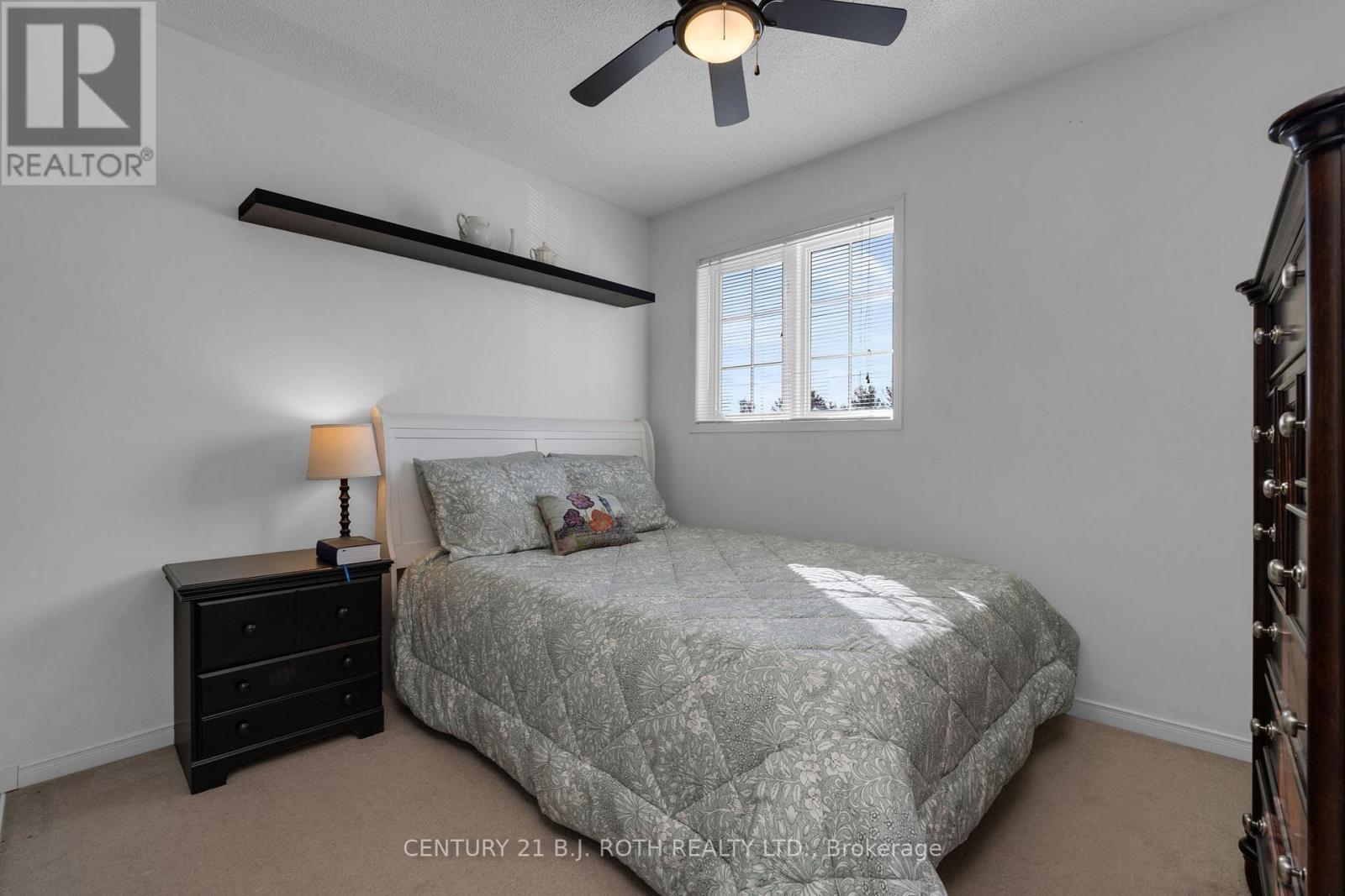 136 Loon Avenue, Barrie (Painswick South), Ontario  L4N 8X2 - Photo 30 - S12933828