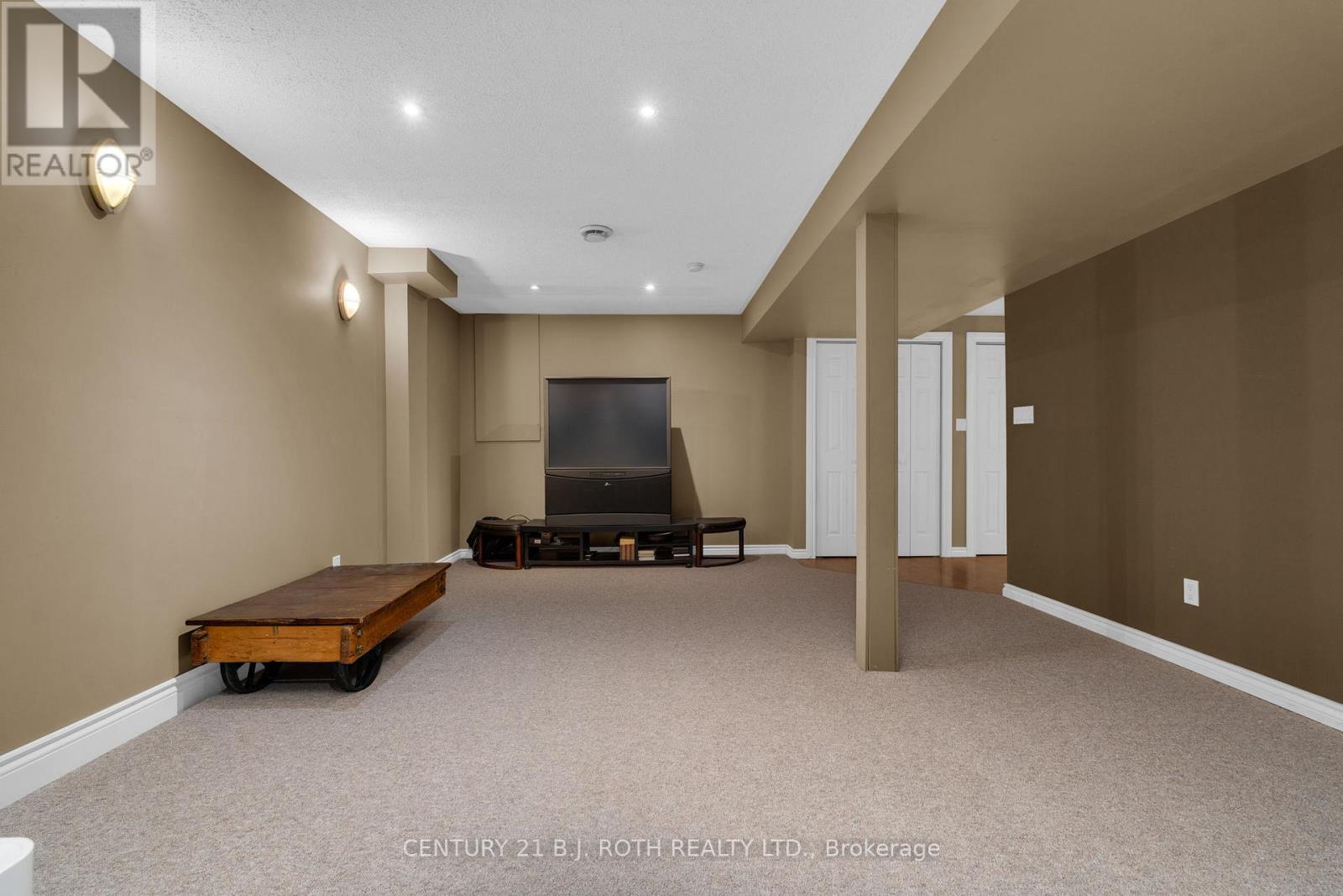 136 Loon Avenue, Barrie (Painswick South), Ontario  L4N 8X2 - Photo 34 - S12933828