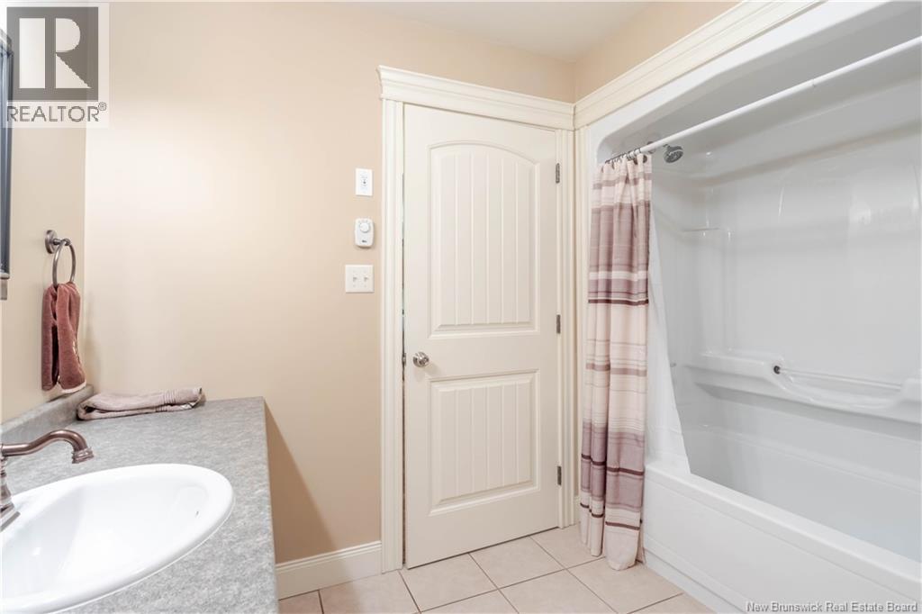 47 Ridgeline Crescent, Fredericton, New Brunswick  E3C 0E9 - Photo 15 - NB134934