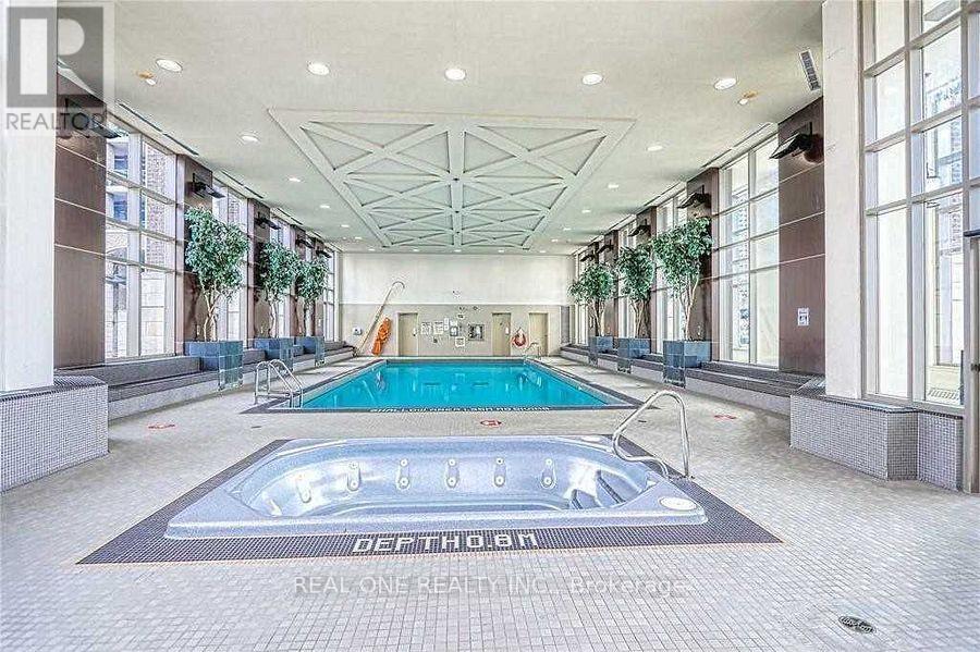 412 - 388 Prince Of Wales Drive, Mississauga (City Centre), Ontario  L5B 0A1 - Photo 23 - W12933770