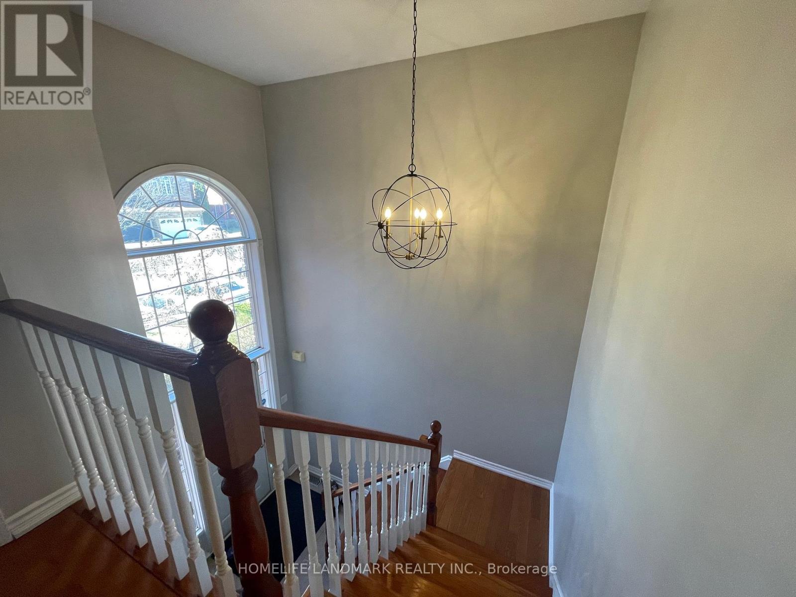 2066 Shady Glen Road, Oakville (Wm Westmount), Ontario  L6M 3P1 - Photo 4 - W12933772