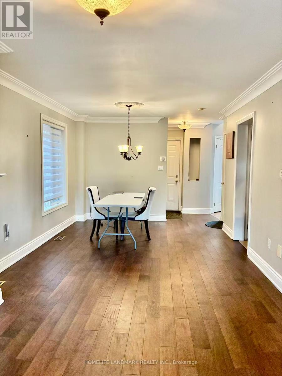 2066 Shady Glen Road, Oakville (Wm Westmount), Ontario  L6M 3P1 - Photo 8 - W12933772