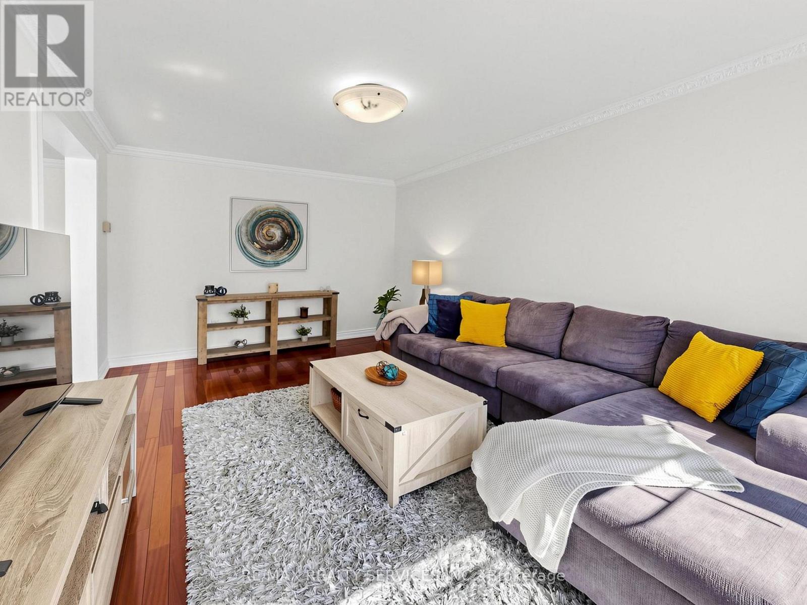 72 Nantucket Crescent, Brampton, Ontario  L6S 3X5 - Photo 7 - W12933824