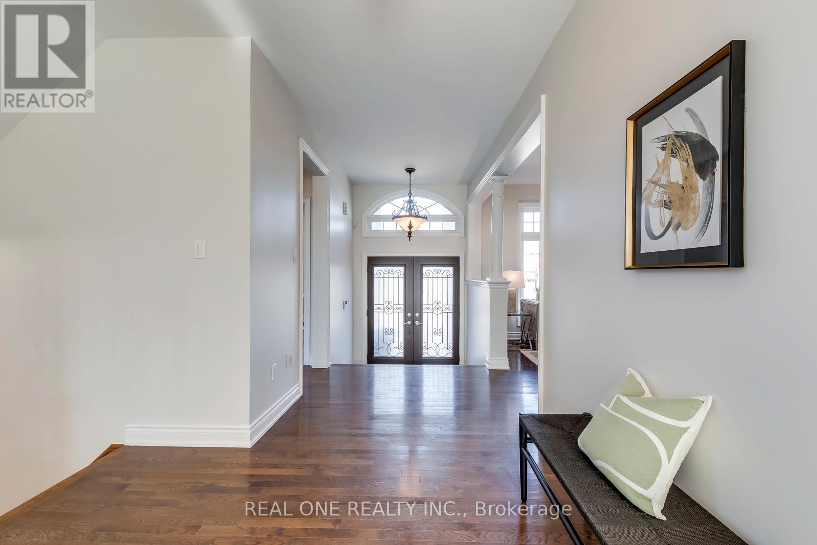 1426 Redwing Court, Oakville, Ontario  L6M 5E6 - Photo 10 - W12933832