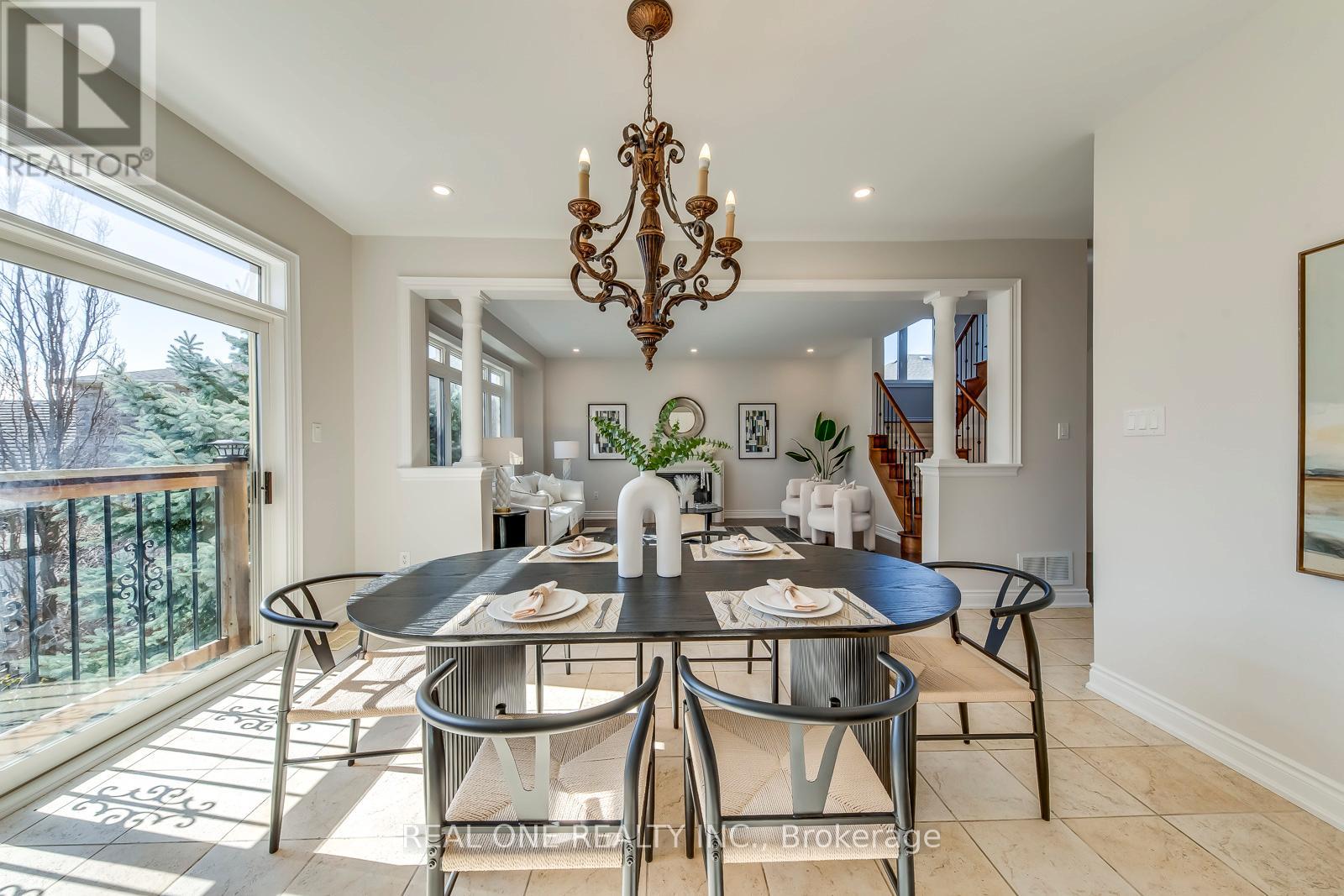 1426 Redwing Court, Oakville, Ontario  L6M 5E6 - Photo 23 - W12933832