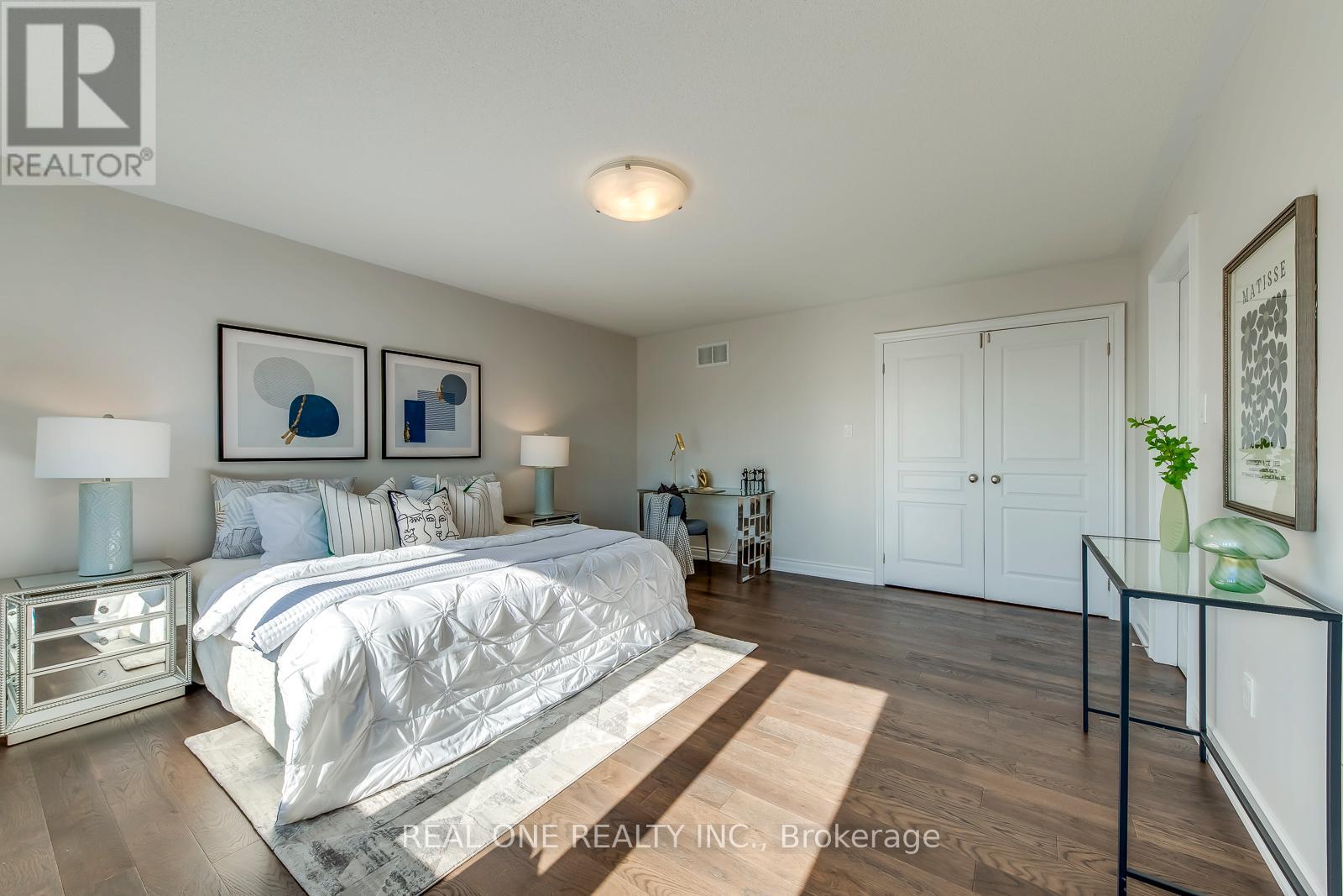 1426 Redwing Court, Oakville, Ontario  L6M 5E6 - Photo 30 - W12933832