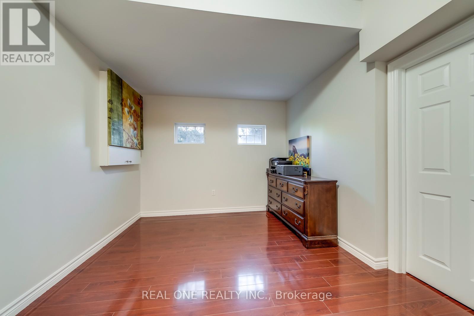 1426 Redwing Court, Oakville, Ontario  L6M 5E6 - Photo 46 - W12933832