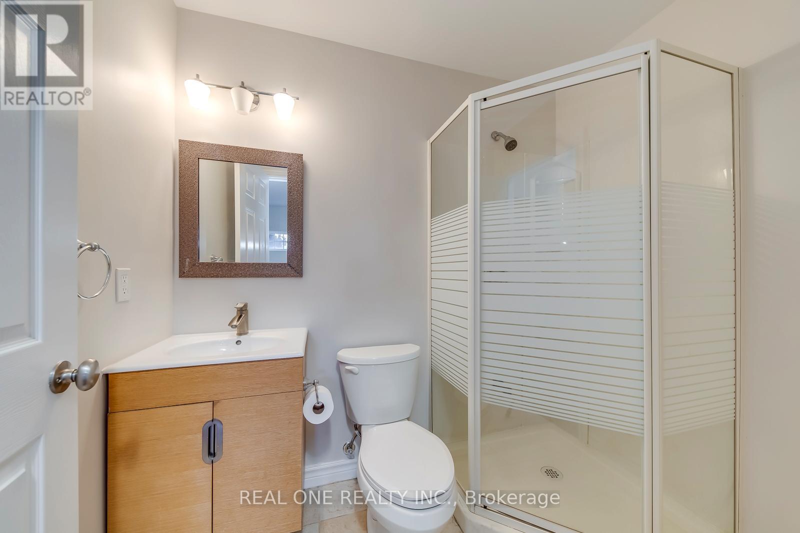 1426 Redwing Court, Oakville, Ontario  L6M 5E6 - Photo 47 - W12933832
