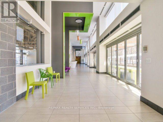 2308 - 360 Square One Drive, Mississauga (City Centre), Ontario  L5B 0E6 - Photo 18 - W12933846