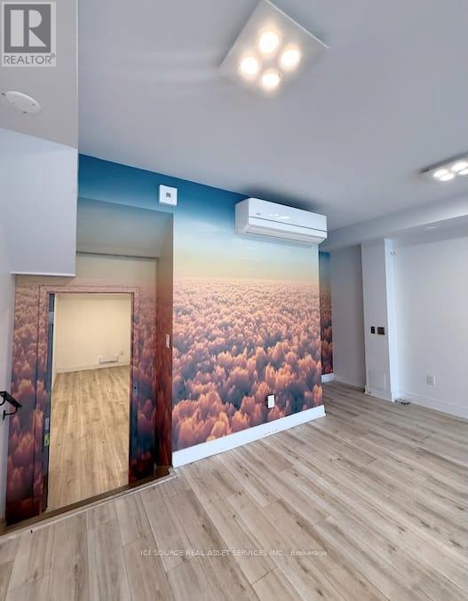 553 Lakeshore Road E, Mississauga (Lakeview), Ontario  L5G 0A9 - Photo 4 - W12933848