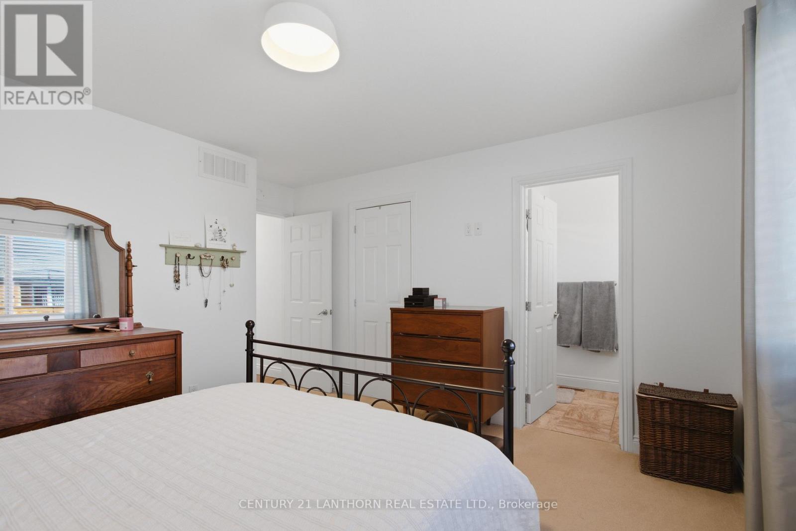 28 Hickory Grove, Belleville, Ontario  K8N 5Y1 - Photo 16 - X12933908