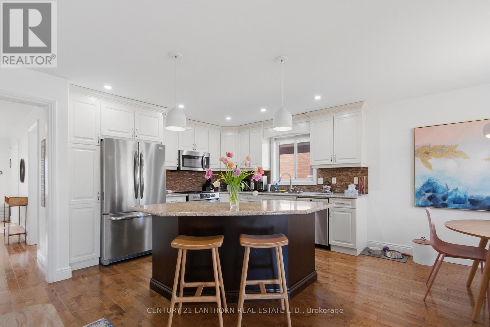 28 Hickory Grove, Belleville, Ontario  K8N 5Y1 - Photo 8 - X12933908