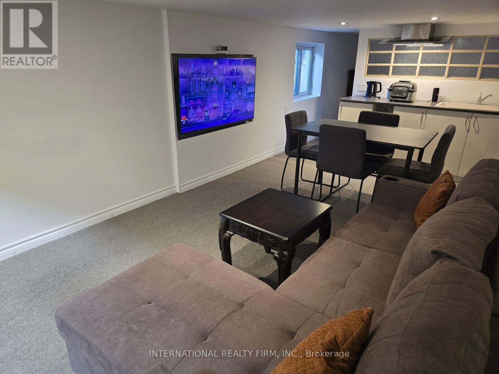 731 Knox Avenue, Hamilton, Ontario L8H 6K7 - Photo 15 - X12933764