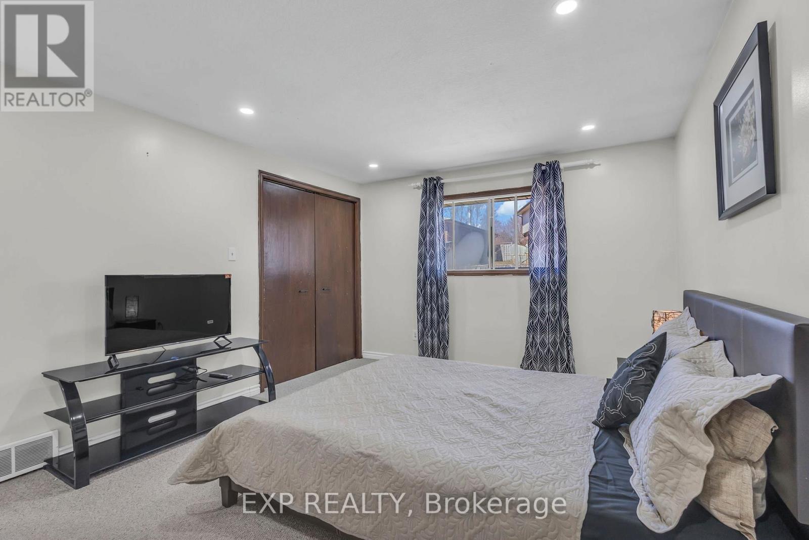 146 Bechtel Drive, Kitchener, Ontario  N2P 1S3 - Photo 24 - X12933786