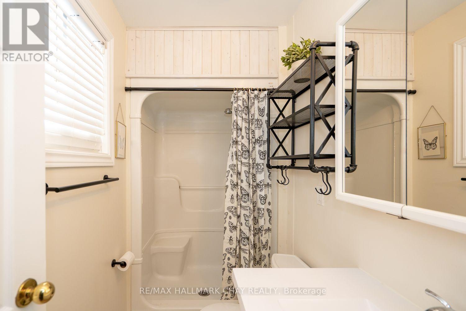 16 Maes Crescent, Mulmur, Ontario  L0N 1M0 - Photo 15 - X12933870